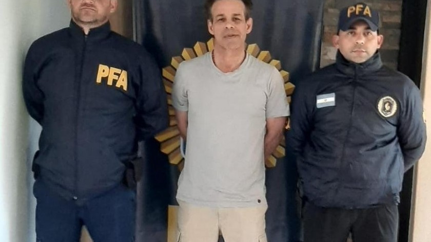 Fred Machado fue trasladado por la Justicia para ser extraditado a EEUU