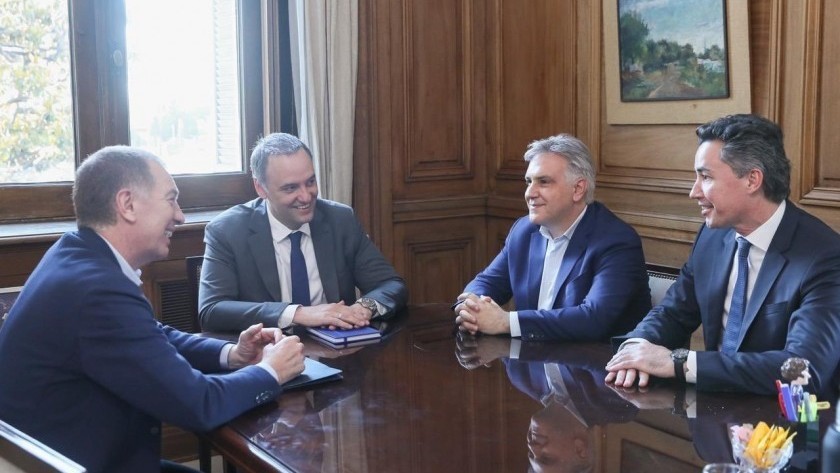 Llaryora tras salir de Casa Rosada: “Fue una reunión positiva, cordial y productiva”