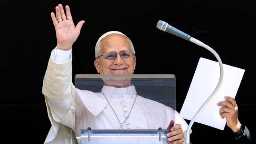 El Papa León XIV pasó una noche tranquila tras una cirugía para extirpar un tumor pulmonar